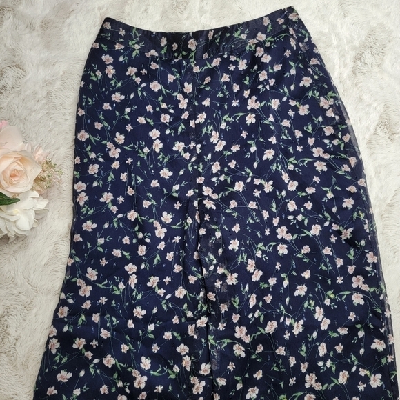 Foxiedox Carolina Navy Blue Ditsy Flower Print Wide Leg Pants NWT Size 4 - Picture 2 of 13